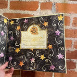 Miss Fiona’s Stupendous Pumpkin Pies - Mark Kimball Moulton - 2004 Hardback