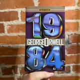 1984 - George Orwell - Signet Books 1981 Paperback