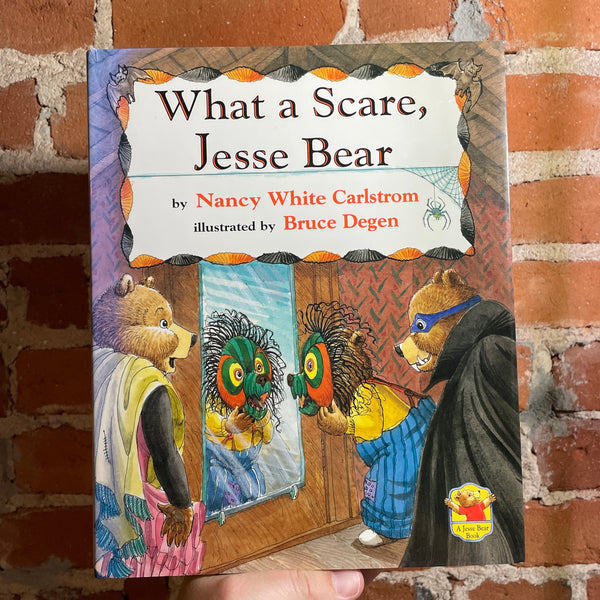 What A Scare, Jesse Bear - Nancy White Carlstrom - 1999 Simon & Schuster Hardback