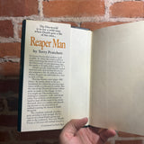 Reaper Man - Terry Pratchett - 1991 NAL Books Hardback - Peter Scanlan Cover