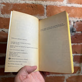 The Seekers and the Sword - Michael Jan Friedman - 1985 Questar Books Paperback - Kevin E. Johnson Cover