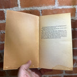 The Curse of Pharaohs - Elizabeth Peters - 1984 Mysterious Press Paperback - John W. White Cover