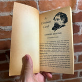 A Christmas Carol - Charles Dickens - Airmont Paperback