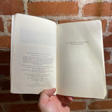 The Elegant Universe - Brian Greene - 2000 Vintage Books Paperback - Reading Edition
