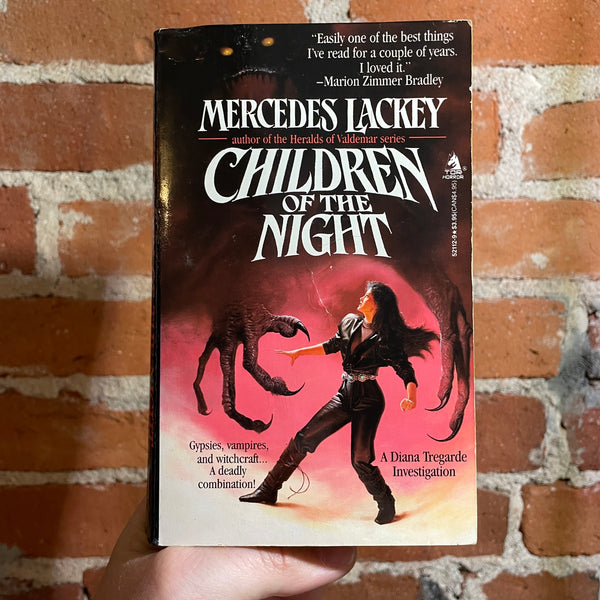 Children of the Night - Mercedes Lackey - 1990 Tor Books Paperback - Daniel Horne Cover
