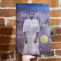 Kindred - Octavia E. Butler - 25th Anniversary Edition 2003 Beacon Press Bluestreak Paperback