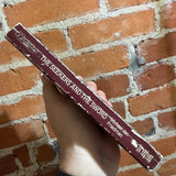 The Seekers and the Sword - Michael Jan Friedman - 1985 Questar Books Paperback - Kevin E. Johnson Cover