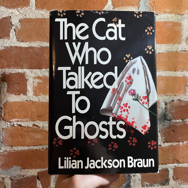 The Cat Who Talked To Ghosts - Lilian Jackson Braun - 1990 G.P. Putnam’s Sons Hardback