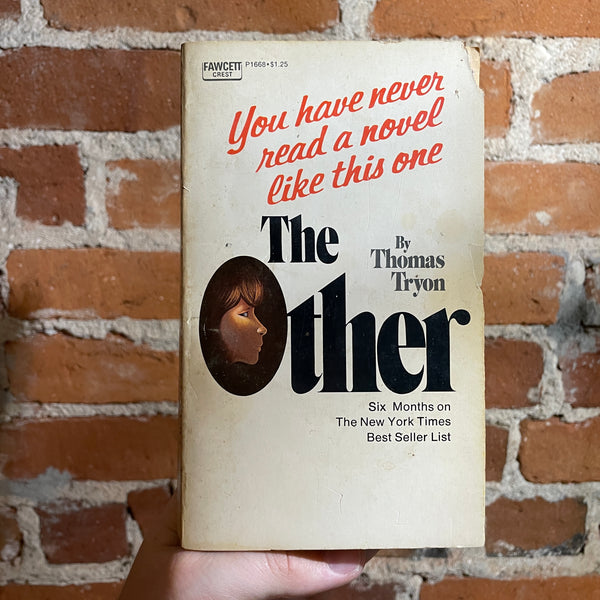 The Other - Thomas Tyron - 1972 Fawcett Crest Paperback