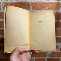 Fee, Fei, Fo, Fum - John Aylesworth - 1963 Avon Books Paperback