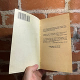Children of Dune - Frank Herbert - 1977 Berkley Medallion Books Paperback - Foil Embossed Lettering