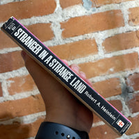 Stranger in a Strange Land - Robert A. Heinlein - 1968 Berkley Medallion Books Paperback - Paul Lehr Cover