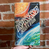 The Dispossessed - Ursula K. Le Guin - 1975 7th Printing Avon Paperback