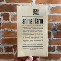 The Animal Farm: George Orwell - George Orwell - 1961 6th Signet Classic vintage paperback