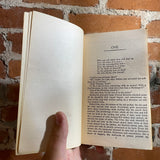 Sung In Shadow - Tanith Lee - Daw Books Paperback #530 - Victoria Poyser Cover