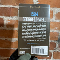 1984 - George Orwell - Signet Books 1981 Paperback