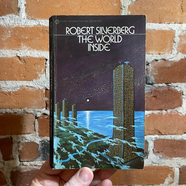 The World Inside - Robert Silverberg - 1972 Signet Books Paperback - Dean Ellis Cover