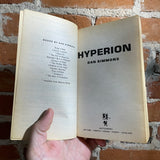Hyperion- Dan Simmons - 1995 Bantam Books paperback - Gary Ruddell Cover