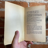 A Raisin In The Sun - Lorraine Hansberry - 1966 Signet Books Paperback (Yellow and Red Cover)