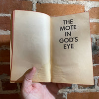 The Mote in God's Eye - Larry Niven & Jerry Pournelle 1975 Pocket Books Paperback - Ed Soyka Cover