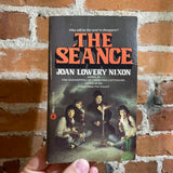 The Seance - Joan Lowery Nixon - Dell Books Paperback