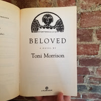 Beloved - Toni Morrison (1988 Plume Paperback Edition)