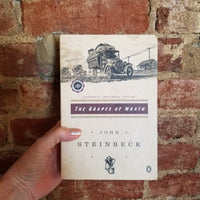 The Grapes of Wrath - John Steinbeck (2002 Penguin Books Classics Paperback)