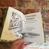 Treasure Island - Robert Louis Stevenson/Gulliver's Travels -Jonathon Swift (1963 Grosset and Dunlap Companion Library vintage hardback)