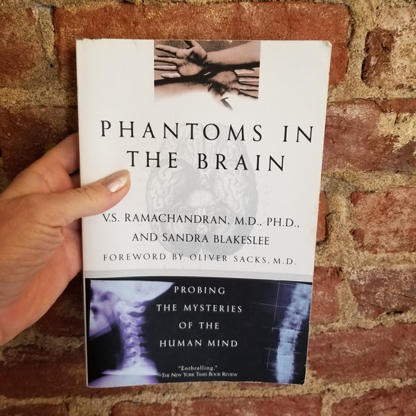 Phantoms in the Brain: Probing the Mysteries of the Human Mind - V.S. Ramachandran (1998 Harper Perennial paperback)