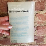 The Grapes of Wrath - John Steinbeck (1968 Penguin Modern Classics vintage Paperback)