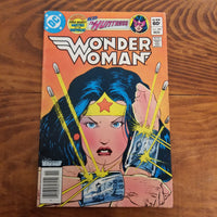 Wonder Woman Volume 41 #297 (November 1982 DC Comics vintage comic book)