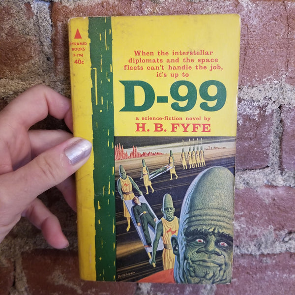 D-99 - H B Fyfe (1962 Pyramid Books vintage science fiction paperback)