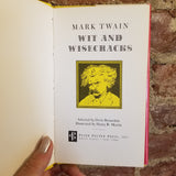 Wit and Wisecracks - Mark Twain (1961 Peter Pauper Press vintage hardback)