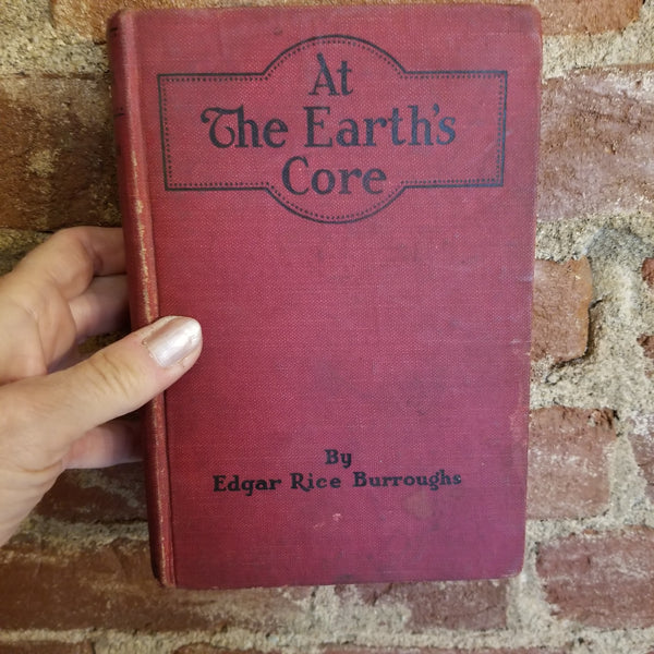 At the Earth's Core - Edgar Rice Burroughs 1922 Grossett & Dunlap vintage hardback