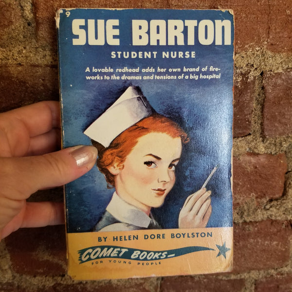 Sue Barton, Student Nurse - Helen Dore Boylston -1947 Comet Books 1st printing vintage paperback