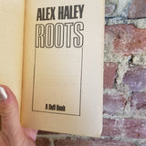 Roots: The Saga of an American Family - Alex Haley (1977 Dell vintage paperback)