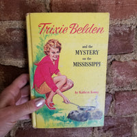 Trixie Belden and the Mystery of the Mississippi - Kathryn Kenny 1965 Whitman Publishing vintage hardback