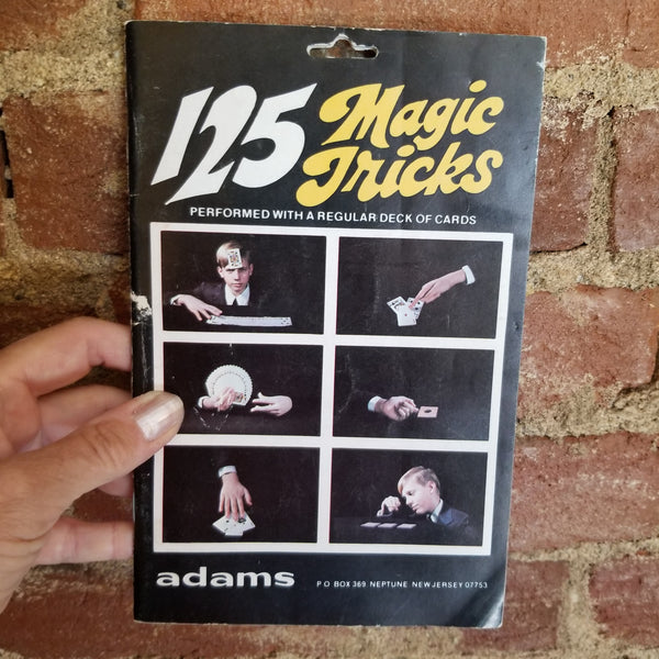 125 Magic Tricks Performed With A Regular Deck of Cards - Graham R. Putnam 1976 Fun Incorporated paperback