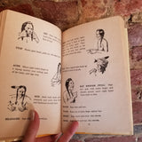 Indian Sign Language - Robert Hofsinde 1956 William Morrow & Co vintage hardback
