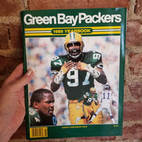 Green Bay Packers Super Fan Game Day/Yearbooks Collectible Magazine Bundle