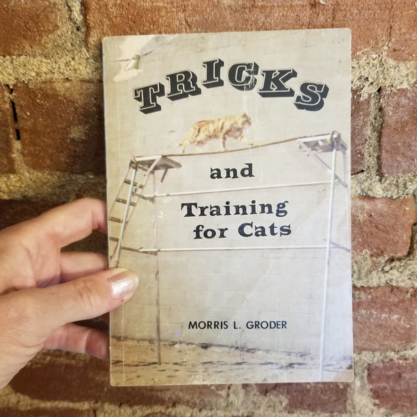 Tricks and Training for Cats - Morris Groder 1959 All-Pets Books vintage PB