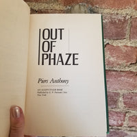 Out of Phaze  - Piers Anthony 1987 Ace Putnam 1st vintage HBDJ