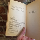 One Hundred Years of Solitude - Gabriel García Márquez 1971  Avon vintage PB