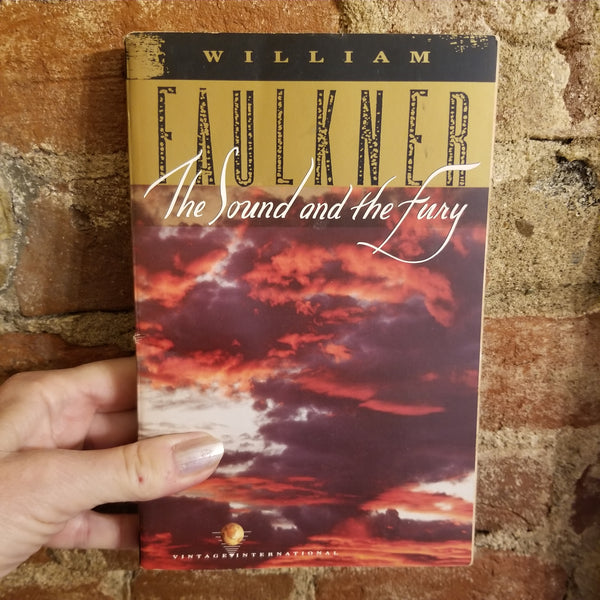 The Sound and the Fury - William Faulkner 1984 Vintage paperback