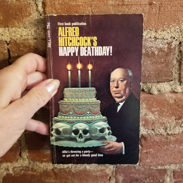 Alfred Hitchcock's Happy Deathday - Alfred Hitchcock 1972 Dell Books PB