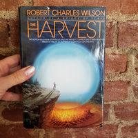 The Harvest - Robert Charles Wilson 1993 Bantam Books HBDJ