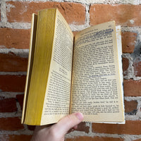 A Canticle for Leibowitz - Walter M. Miller, Jr. - 1964 Bantam Paperback