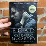 The Road Paperback - Cormac McCarthy (2006 Movie Tie-In Cover)