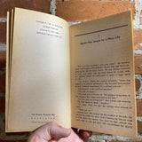 In Yana: The Touch of Undying - Michael Shea - 1985 1st #654 Daw Books Terry Oakes