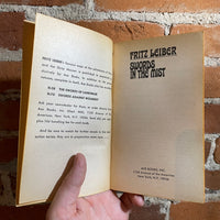 Swords in the Mist - Fritz Leiber - 1968 Ace Books Paperback - Jeff Jones Cover